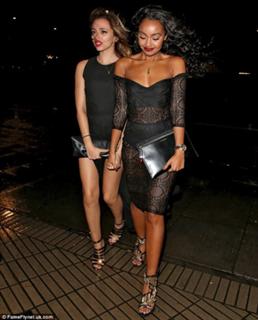 Leigh-Anne feet photo thumbnail