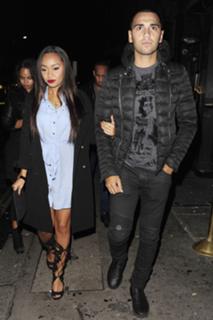Leigh-Anne feet photo thumbnail