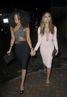 Leigh-Anne feet photo thumbnail