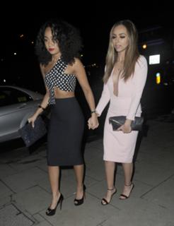 Leigh-Anne feet photo thumbnail