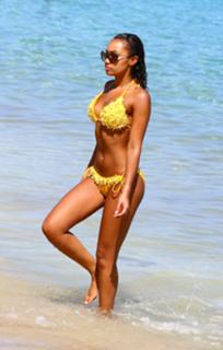 Leigh-Anne feet photo thumbnail