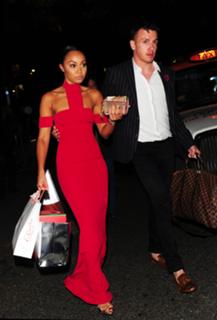 Leigh-Anne feet photo thumbnail