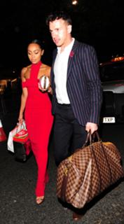 Leigh-Anne feet photo thumbnail