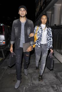 Leigh-Anne feet photo thumbnail