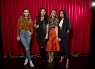 Leigh-Anne feet photo thumbnail