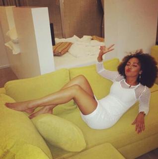 Leigh-Anne feet photo thumbnail