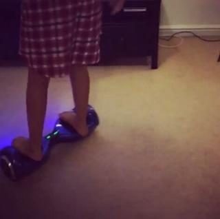 Leigh-Anne feet photo thumbnail