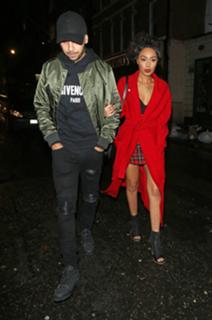 Leigh-Anne feet photo thumbnail