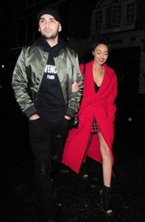 Leigh-Anne feet photo thumbnail