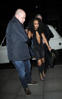 Leigh-Anne feet photo thumbnail