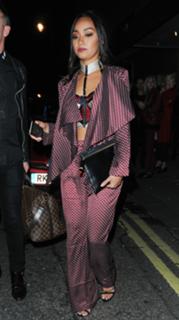 Leigh-Anne feet photo thumbnail