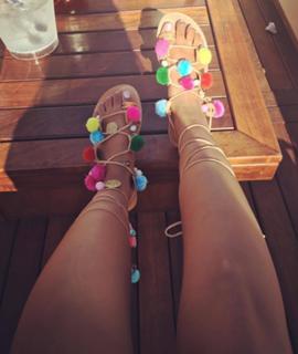 Leigh-Anne feet photo thumbnail