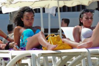 Leigh-Anne feet photo thumbnail