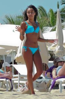 Leigh-Anne feet photo thumbnail