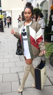 Leigh-Anne feet photo thumbnail