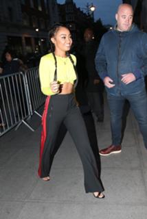 Leigh-Anne feet photo thumbnail