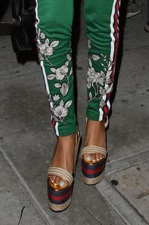 Leigh-Anne feet photo thumbnail