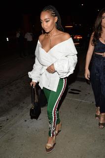 Leigh-Anne feet photo thumbnail