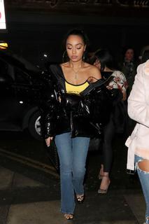 Leigh-Anne feet photo thumbnail