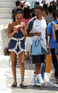 Leigh-Anne feet photo thumbnail