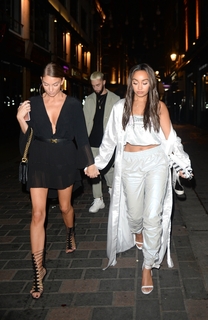 Leigh-Anne feet photo thumbnail