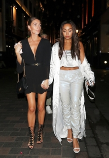 Leigh-Anne feet photo thumbnail