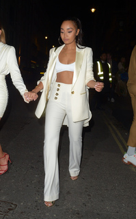 Leigh-Anne feet photo thumbnail