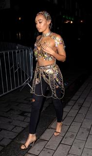 Leigh-Anne feet photo thumbnail