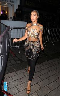 Leigh-Anne feet photo thumbnail