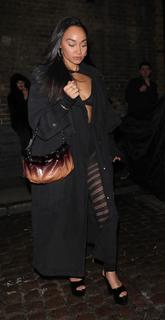 Leigh-Anne feet photo thumbnail