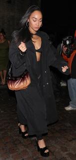 Leigh-Anne feet photo thumbnail