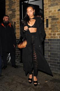 Leigh-Anne feet photo thumbnail