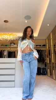 Leigh-Anne feet photo thumbnail