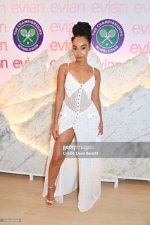 Leigh-Anne feet photo thumbnail
