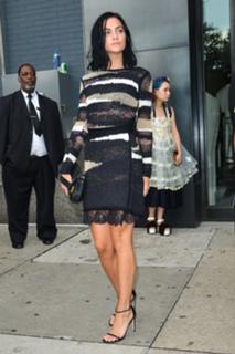 Leigh Lezark feet photo 7