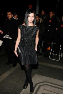 Leigh Lezark feet photo 2