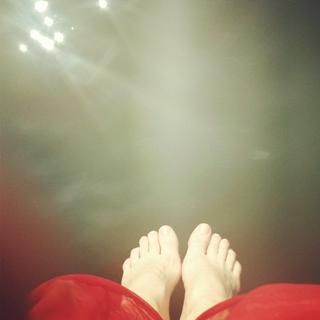 Leigh Nash feet photo 8