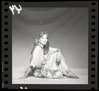 Leigh Taylor-Young feet photo 20