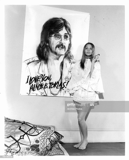 Leigh Taylor-Young feet photo 15