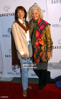 Leigh Taylor-Young feet photo 14