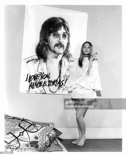 Leigh Taylor-Young feet photo 8