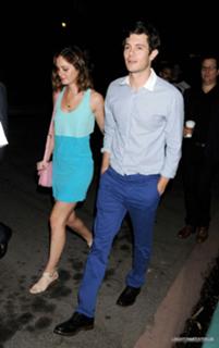 Leighton Meester feet photo thumbnail
