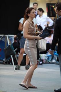 Leighton Meester feet photo thumbnail