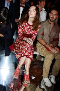 Leighton Meester feet photo thumbnail