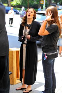 Leighton Meester feet photo thumbnail