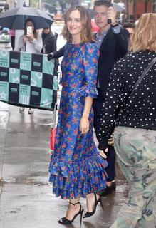 Leighton Meester feet photo thumbnail