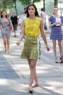 Leighton Meester feet photo thumbnail