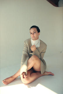 Leighton Meester feet photo thumbnail