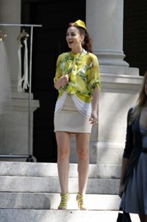 Leighton Meester feet photo thumbnail