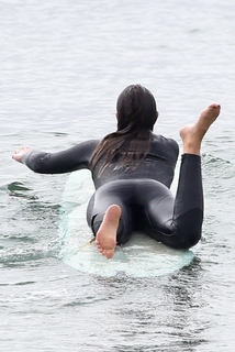 Leighton Meester feet photo thumbnail